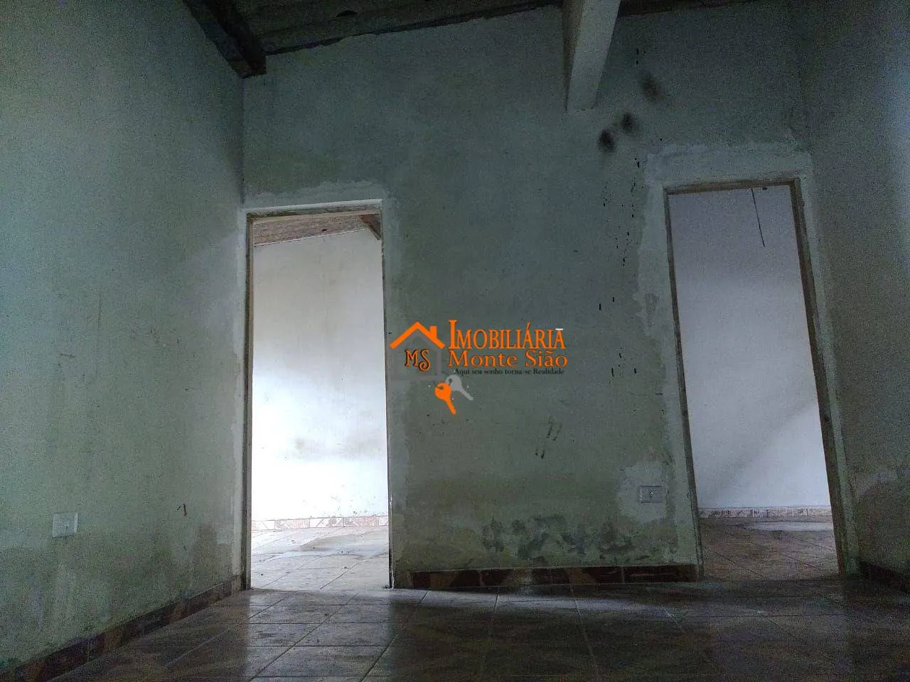Imagem Casa com 6 dormitórios à venda, 200 m² por R$ 750.000,00 - Parque Continental II - Guarulhos/SP