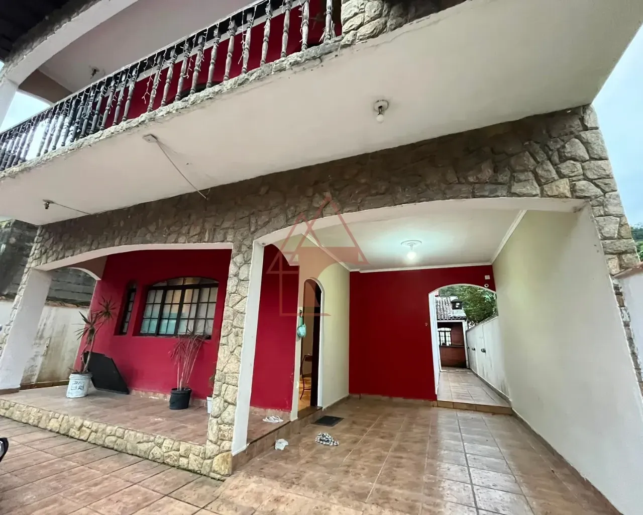 Imagem Sobrado com 3 Quartos à Venda, 256 metros em Vale Verde - Cubatão