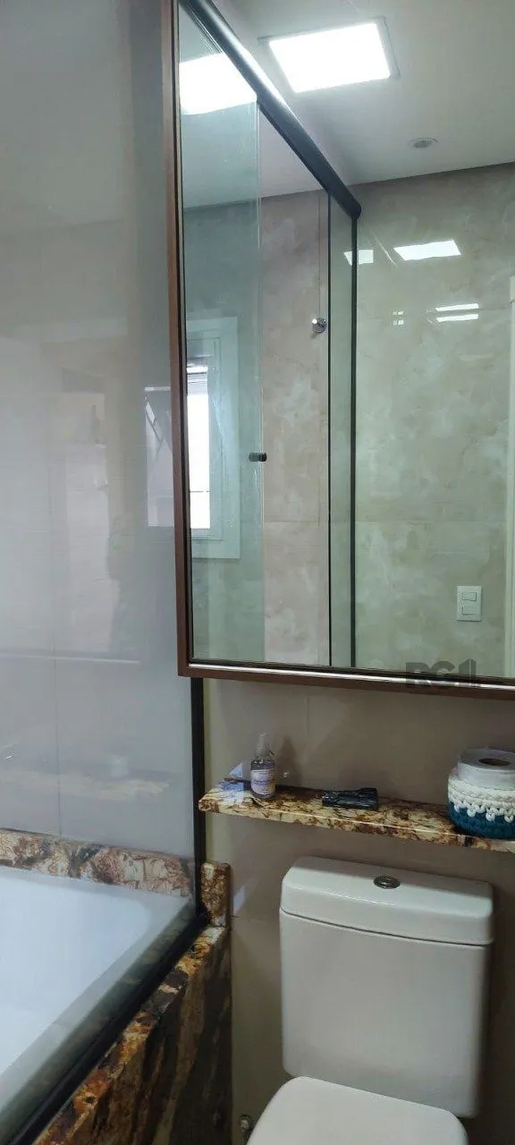 Imagem Casa com 2 dormitórios, sendo 1 suíte no bairro Florida em Guaíba