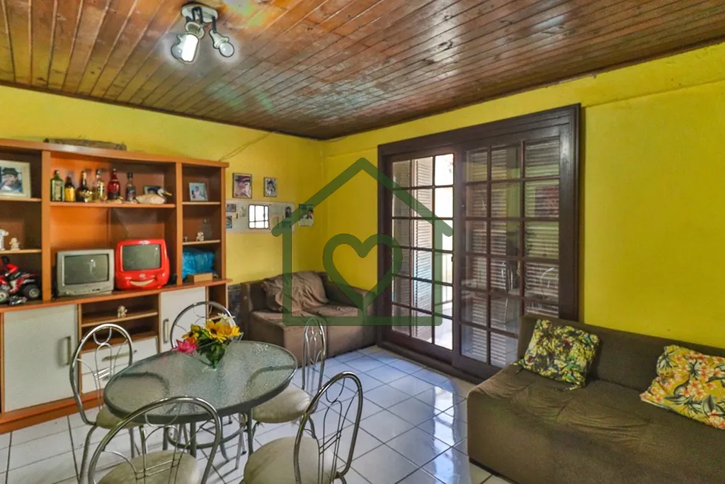 Imagem Casa a venda no Parque Santa Fé, Zona Norte de Porto Alegre/RS.
Casa com 3 dormitórios amplos sent...