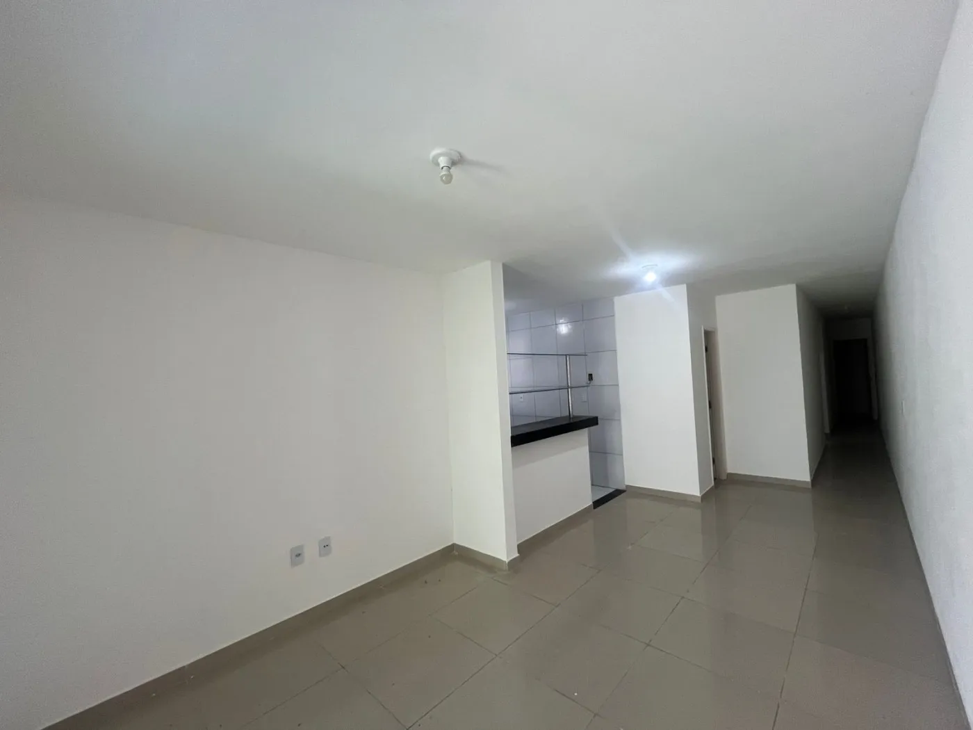 Imagem Casa para Venda em Fortaleza, Sapiranga, 3 dormitórios, 3 suítes, 3 vagas