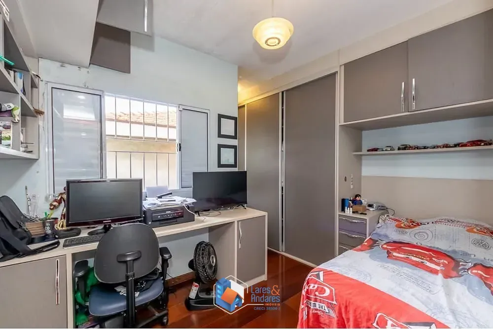Imagem Casa à venda 3 Quartos 2 Suites 4 Vagas 180M² Vila Marari São Paulo - SP