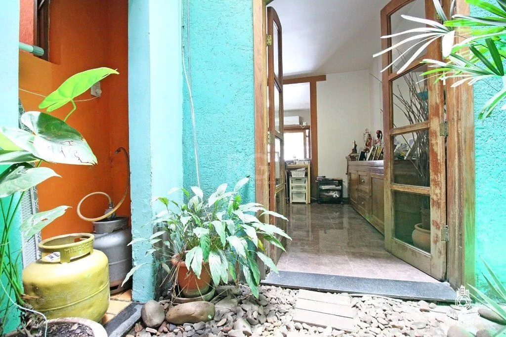 Imagem Casa para Venda - 151.36m², 3 dormitórios, sendo 1 suites, 2 vagas - Partenon