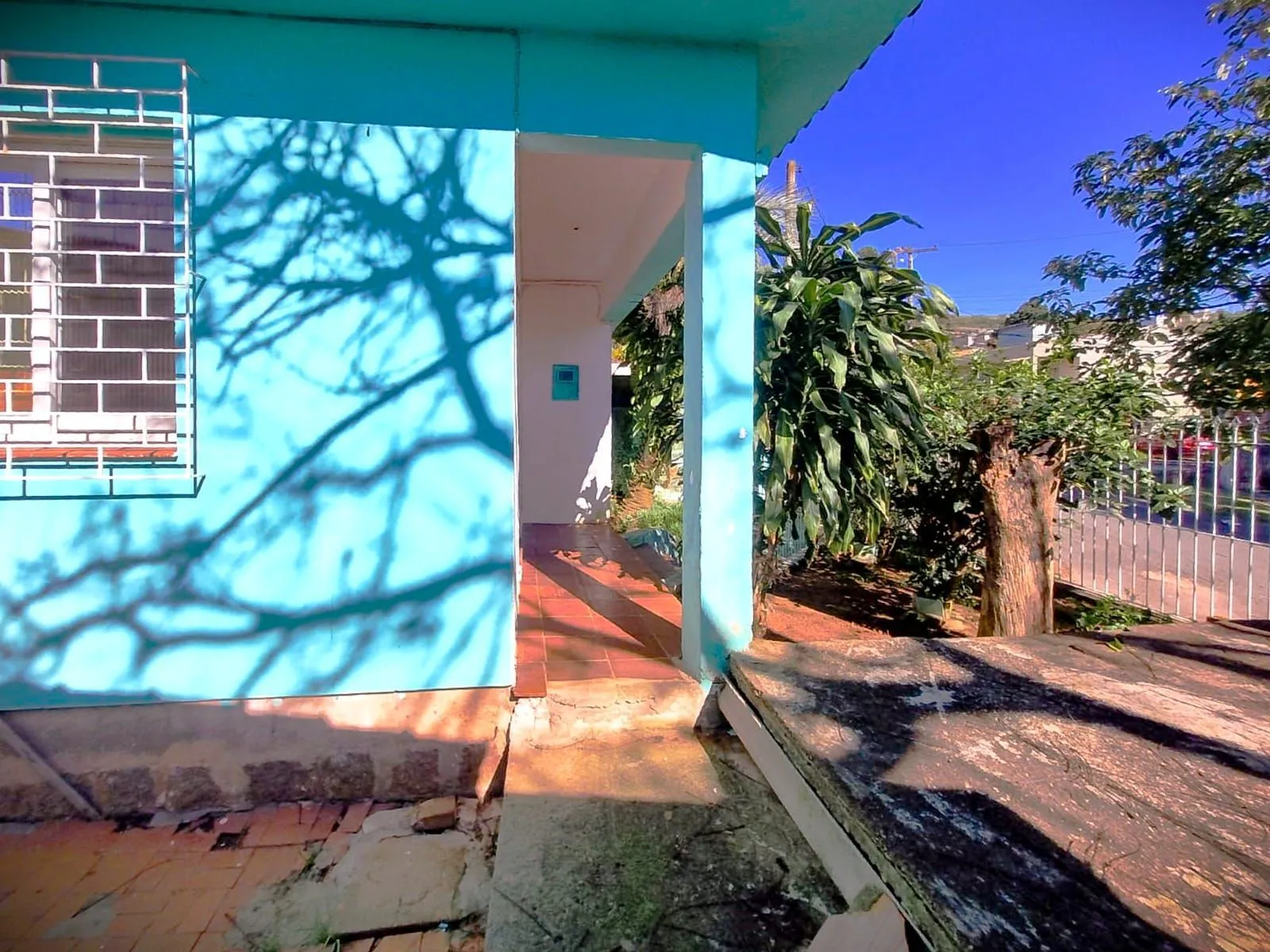 Imagem Casa 4 Dormitório(s) Bairro Nonoai