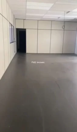 Imagem Galpão com 1400m² para locação em Mogi das Cruzes.