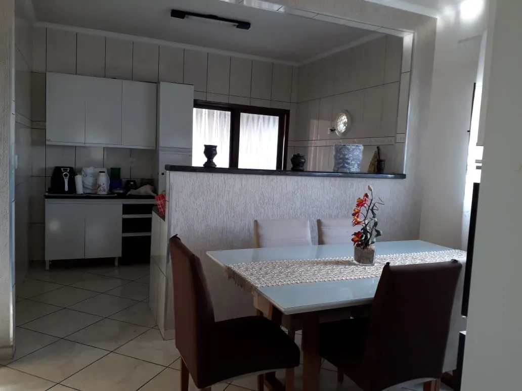 Imagem Casa à venda 4 Quartos, 1 Suite, 4 Vagas, 250M², Mombaça, Pindamonhangaba - SP
