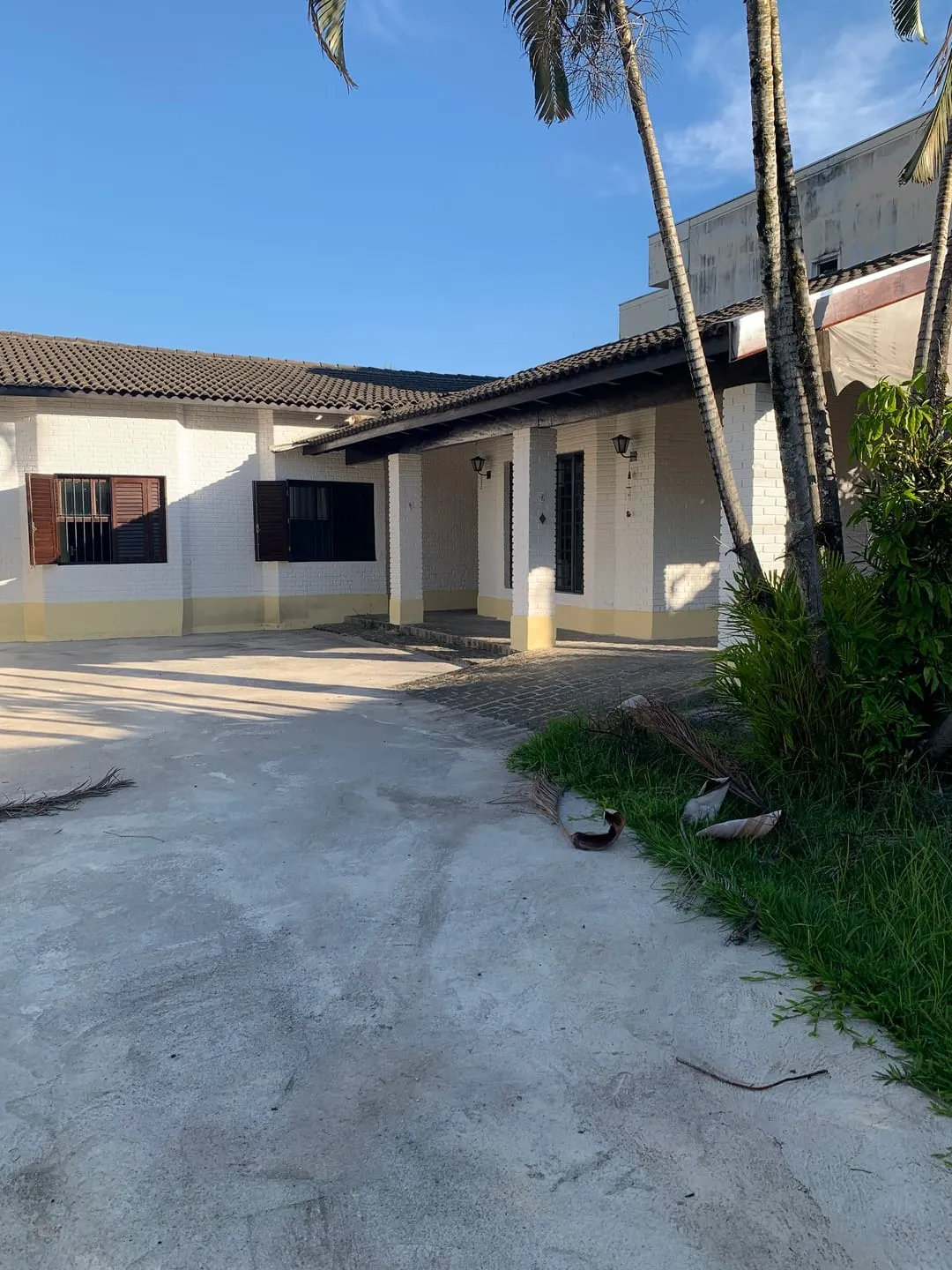 Foto do imóvel Casa à venda e locação 3 Quartos, 1 Suite, 6 Vagas, 720M², Jardim Residencial Doutor Lessa, Pindamonhangaba - SP
