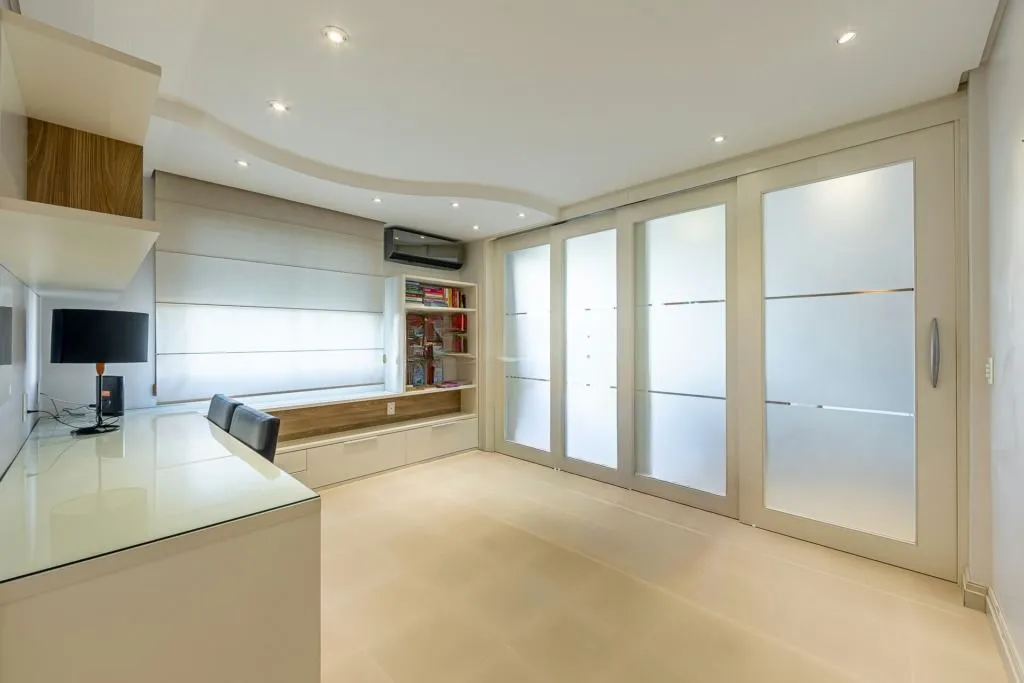 Imagem Apartamento 3 Dorm com Escritório e 2 Vagas