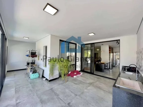 Imagem Casa Nova c/ Projeto Moderno à Venda na Granja Viana