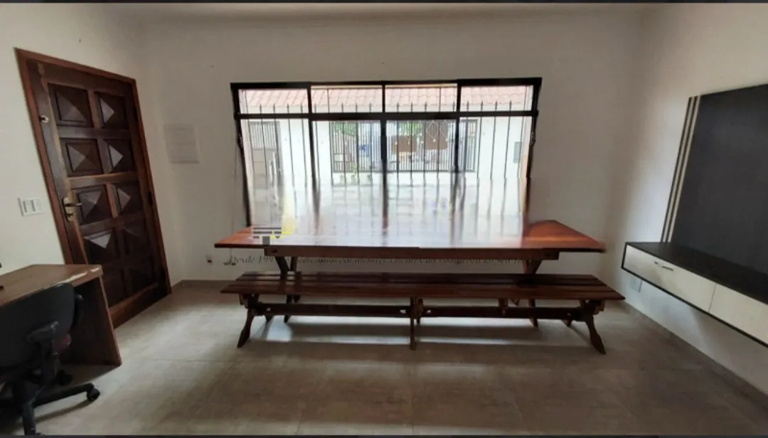 Imagem VENDO LINDA CASA NA AVENIDA CUPECÊ!
