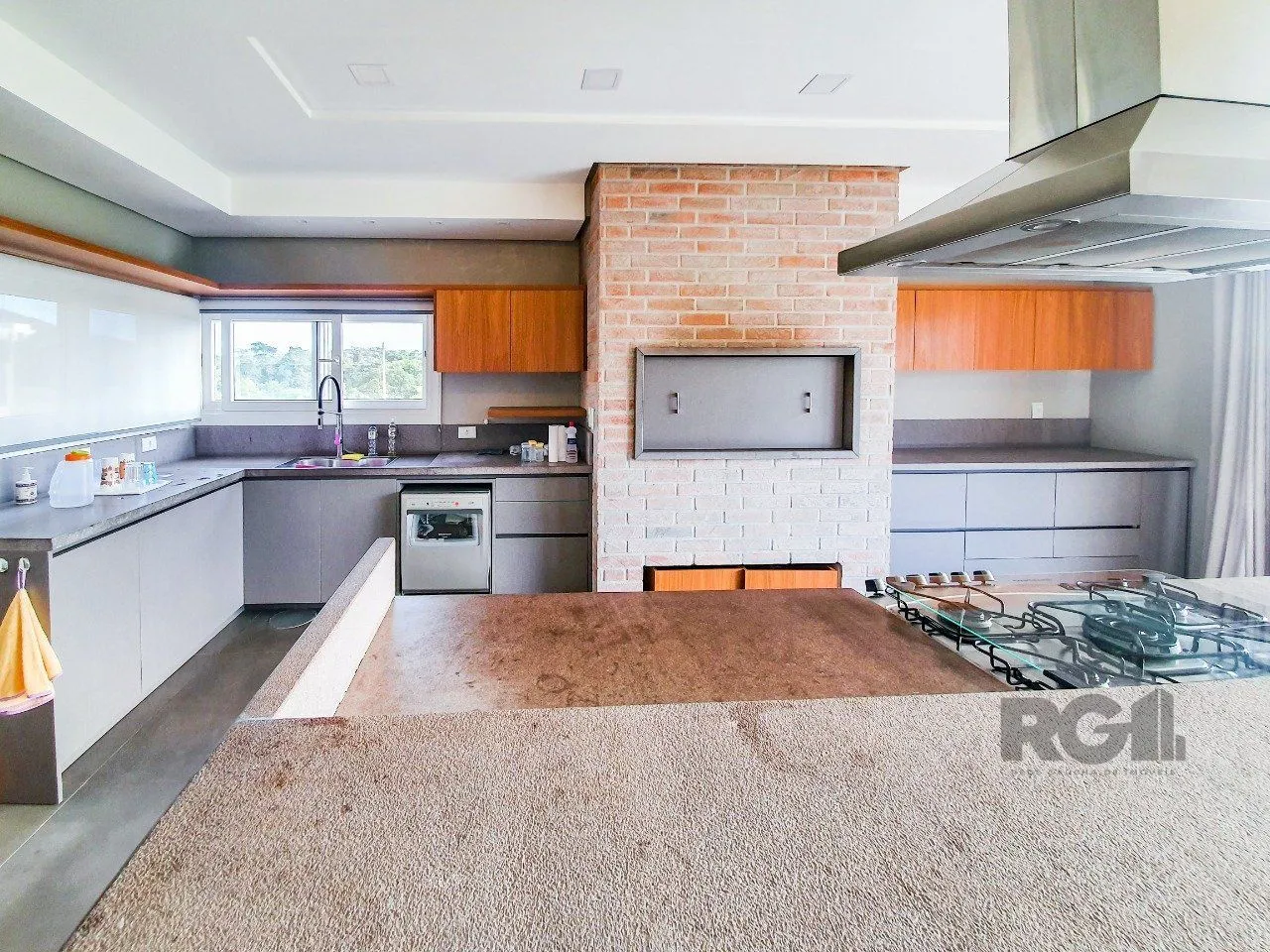 Imagem Casa Condominio para Venda - 293.86m², 3 dormitórios, sendo 3 suites, 2 vagas - Alphaville
