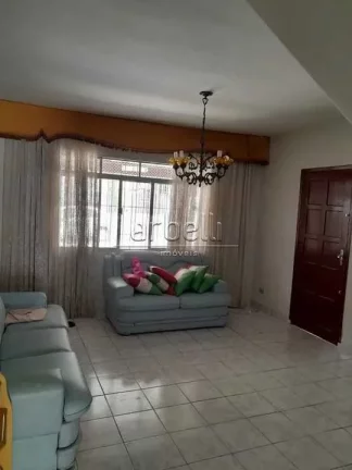 Imagem Casa com 150 M² com 2 dormitórios, 1 banheiro, sala, cozinha, área serviços, quintal, vaga de ga...