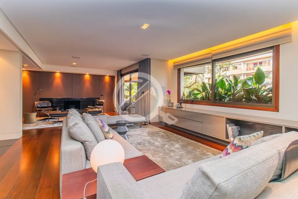 Imagem Apartamento de luxo na rua Santo Inácio em Moinhos de Vento - Porto Alegre. Preço e disponibilidad...