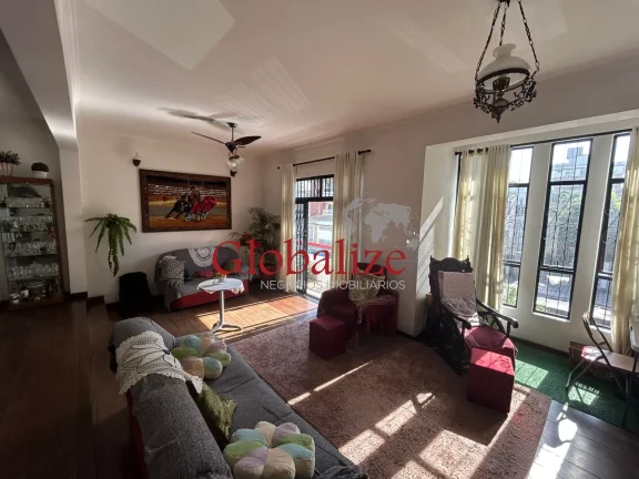 Imagem Casa com 4 Dormitórios à venda com 2 vagas de garagem no bairro do Embaré em Santos por R$1.280.000,00