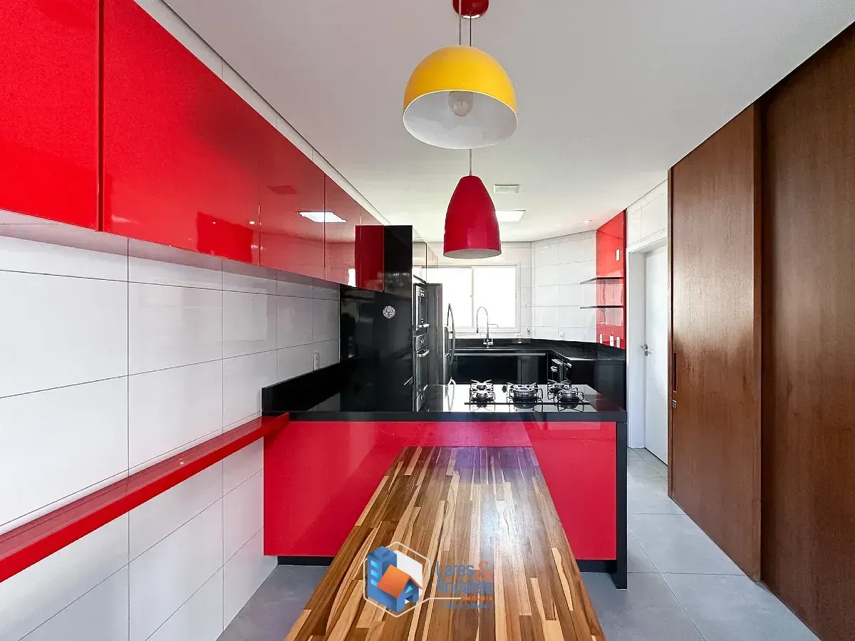 Imagem Casa no condomínio Quadra Real para venda com 3 quartos, sendo 3 suítes, 450m²