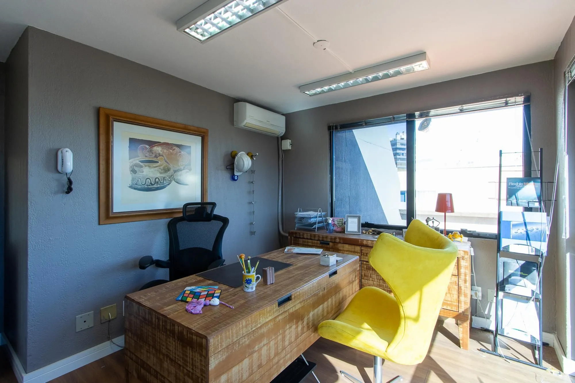 Imagem Sala Comercial Duplex à Venda no Bairro Petrópolis - Edifício João Abbott