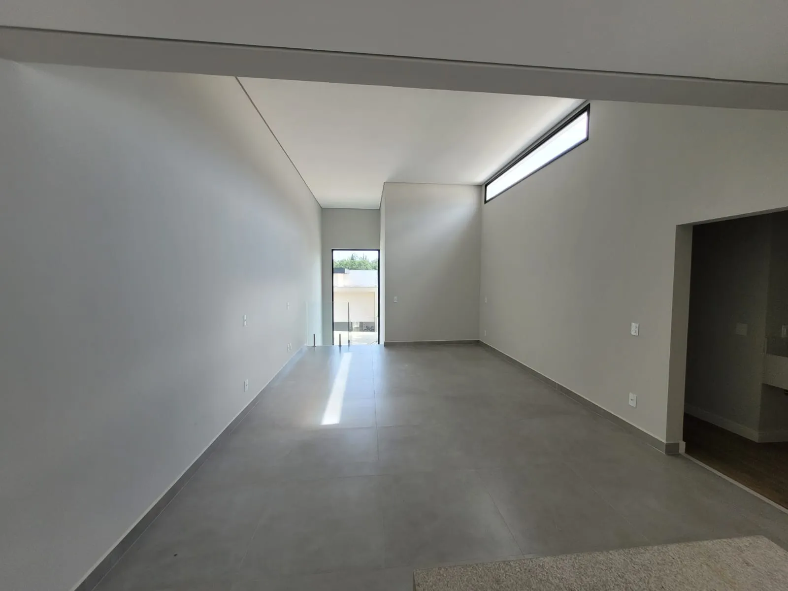 Imagem Condomínio Residencial Sunlake SPA - Casa Assobradada com 3 Suítes e Escritório