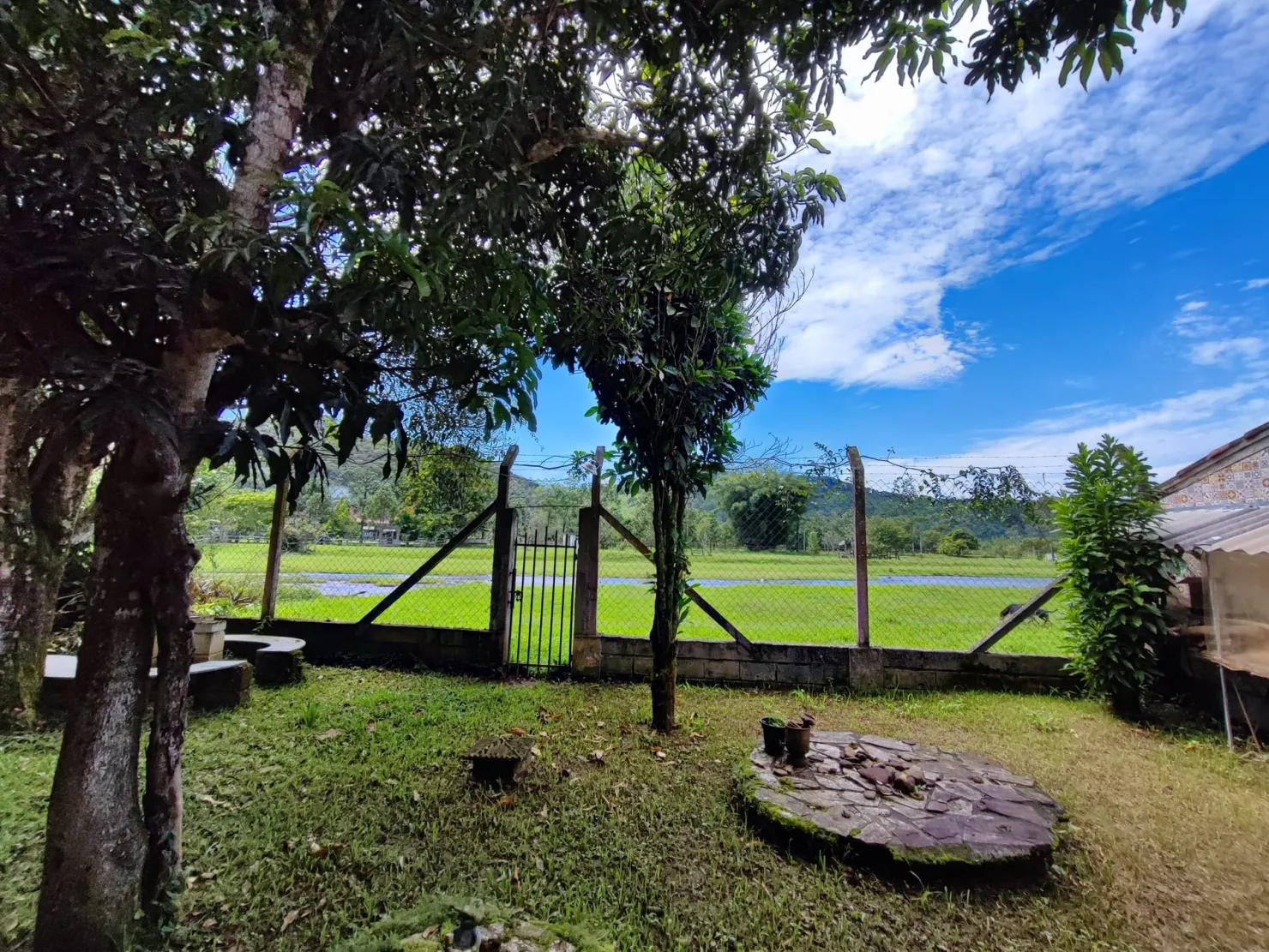 Imagem Chácara à venda 2 Quartos, 4 Vagas, 1200M², Ribeirão Grande, Pindamonhangaba - SP