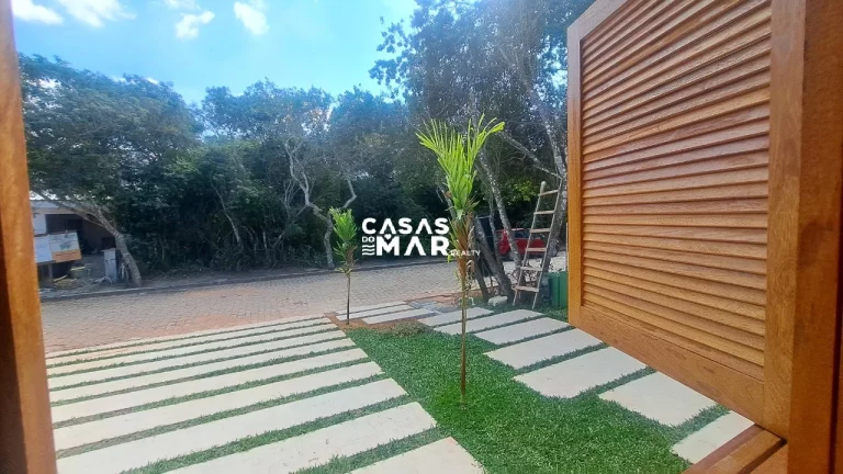 Imagem Casa de Luxo em Condomínio na Praia Rasa: 5 Quartos, 5 Suítes e 260m² em Armação dos Búzios-RJ