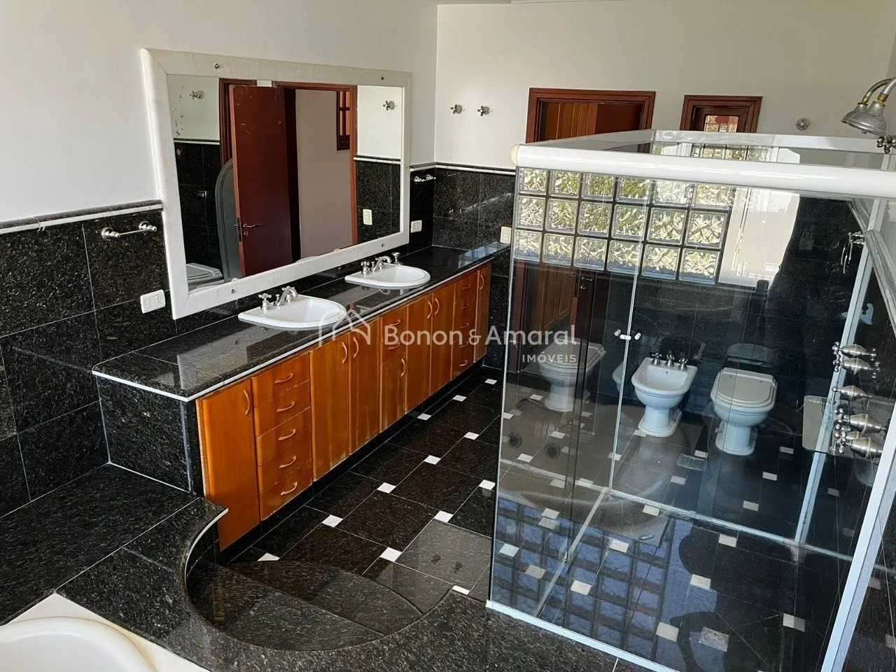Imagem Casa à venda com 600 m² e 5 quartos no condomínio Notre Dame - Campinas/SP