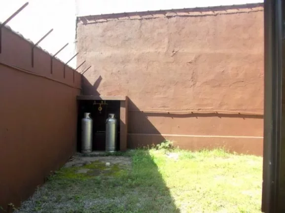 Imagem PRÉDIO COM 02 APTº E 1 LOJA