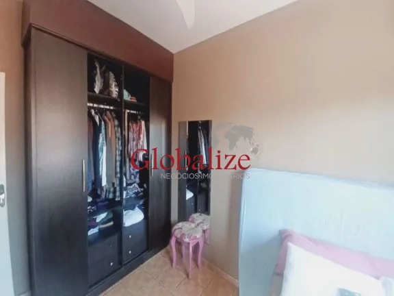 Imagem Apartamento com 2 quartos, 1 banheiro, vaga de garagem e portaria eletrônica na Encruzilhada em Santos R$ 400.000,00
