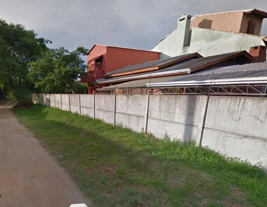 Imagem Casa de esquina no bairro Guarujá