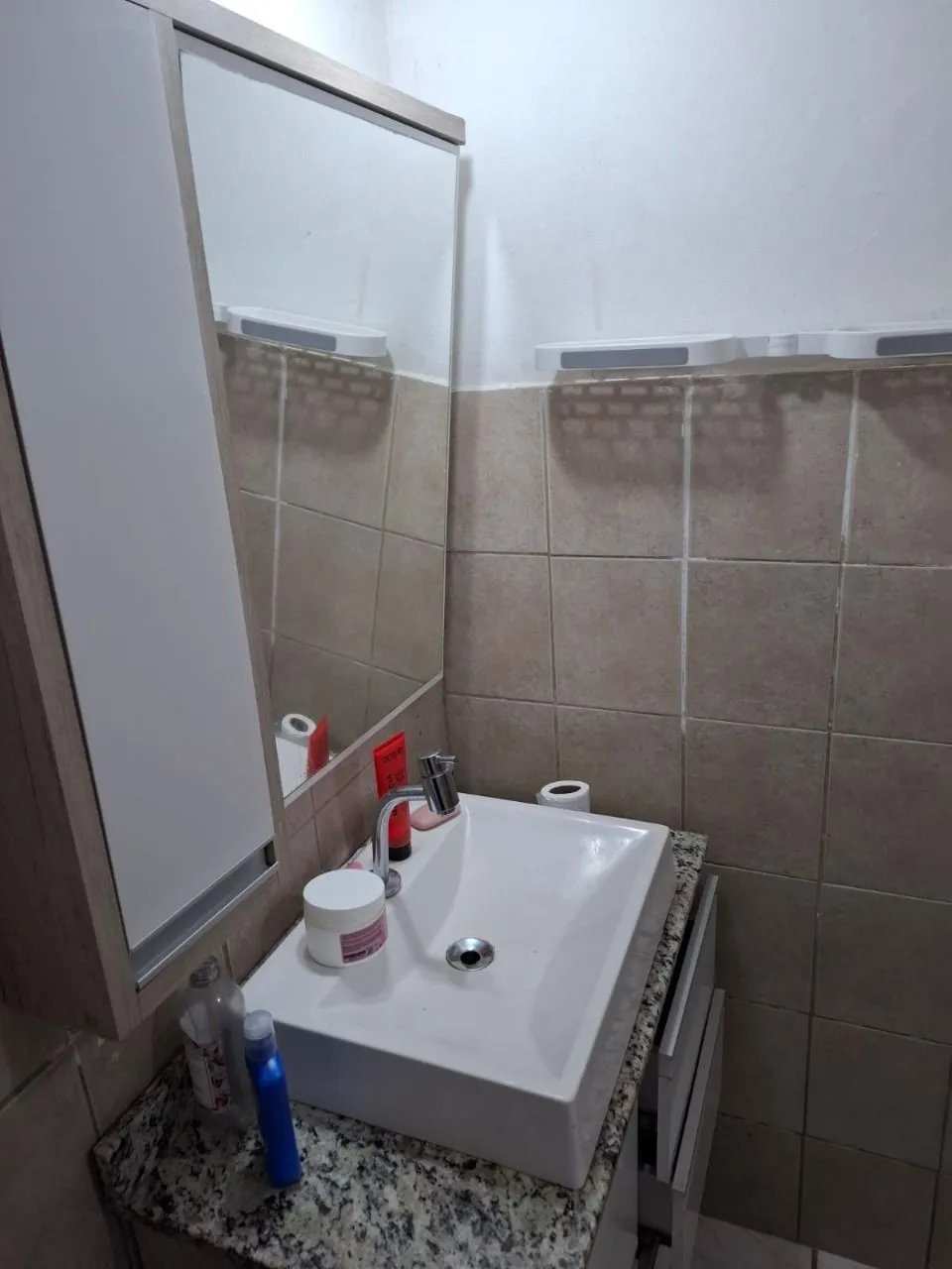 Imagem Casa com Excelente Localização - Próxima à Avenida Edgar Pires de Castro.