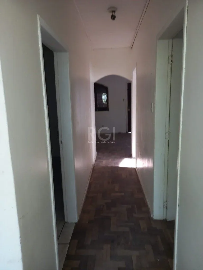 Imagem Casa para Venda - 345.22m², 3 dormitórios, 3 vagas - Teresópolis