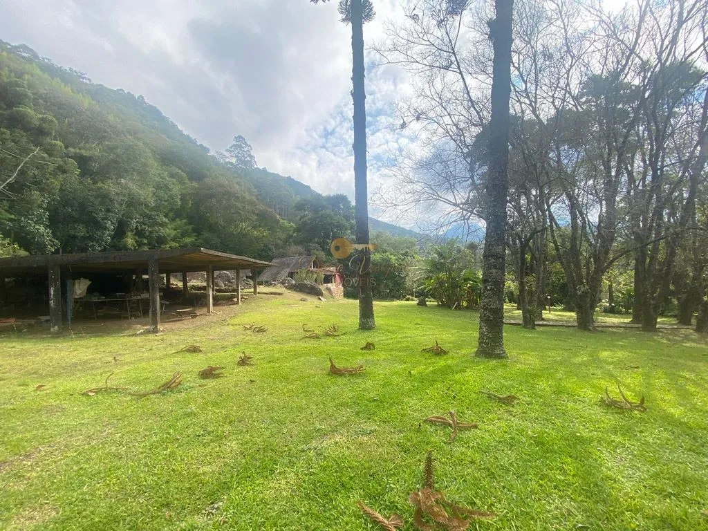 Imagem Sítio para Venda em Teresópolis / RJ no bairro Iucas