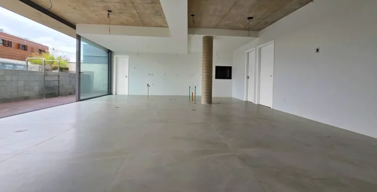 Imagem Apartamento para venda no bairro Três Figueiras em Porto Alegre