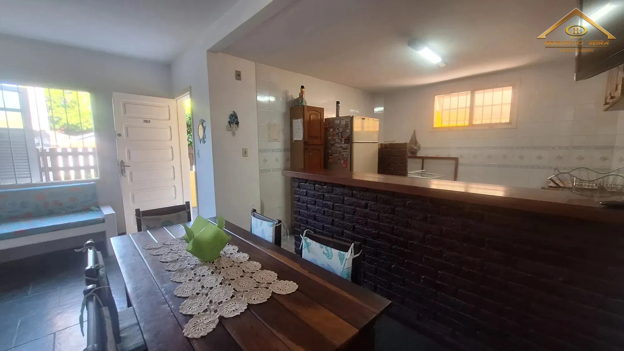 Imagem Linda casa na Ogiva, em condomínio fechado, porteira fechada e com preço abaixo do mercado. Em frente ao Clube Náutico.