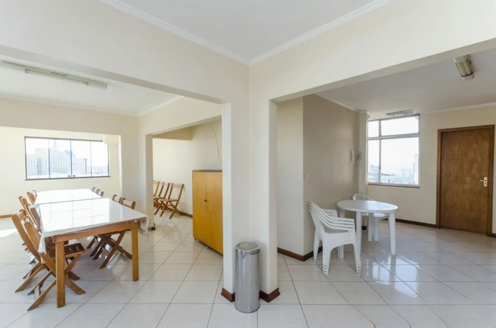 Imagem Apartamento de 3 dormitórios à venda no Bairro Centro Histórico - Porto Alegre