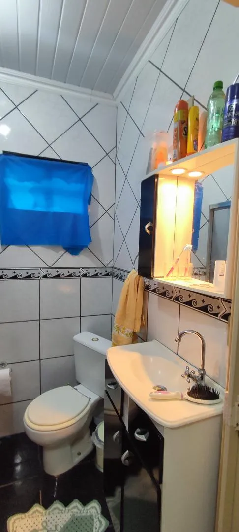 Imagem Casa à venda em Santos Dumont, Cascavel - 130m² - Churrasqueira e Closet
