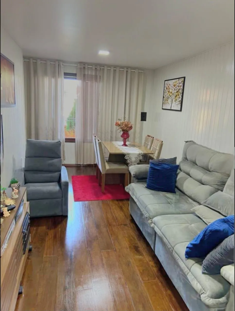 Imagem Casa a venda com 3 dormitórios no Centro de Guaíba.