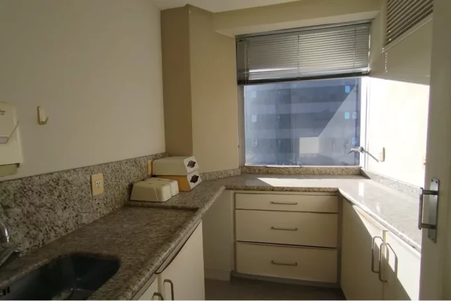 Imagem Sala para venda no bairro Higienópolis em Porto Alegre
