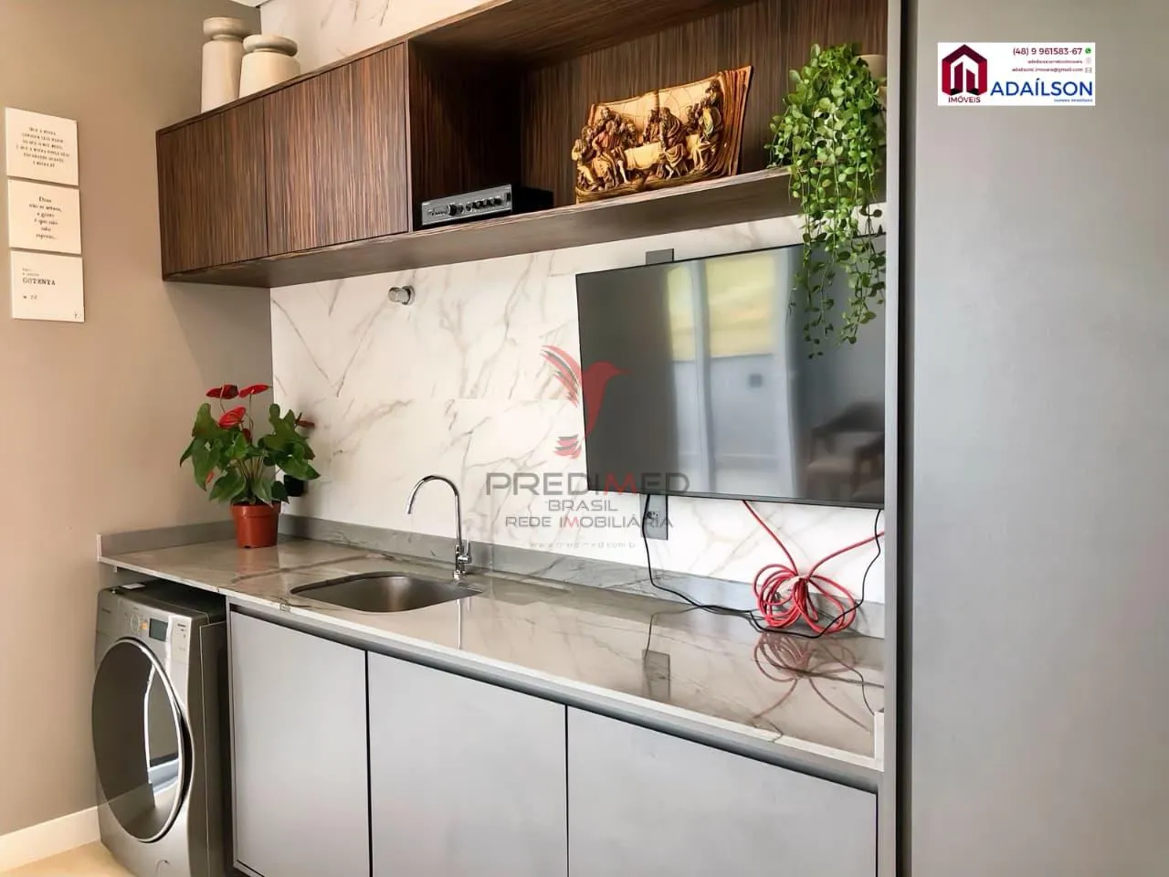 Imagem CASA PRONTA COLINAS CAMBORIÚ SC BRASIL R$ 3.800.000,00