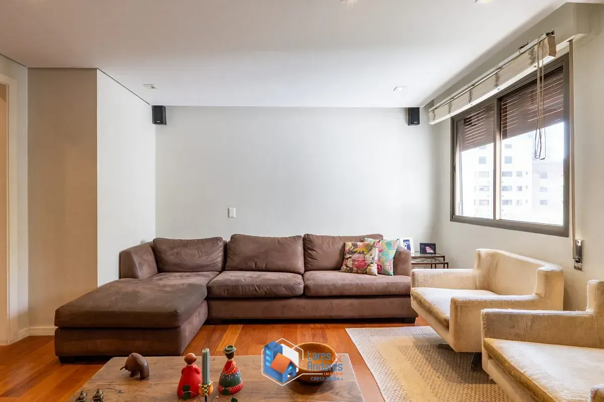 Imagem Apartamento para venda em Real Parque com 3 quartos, sendo 3 suítes, 232m²