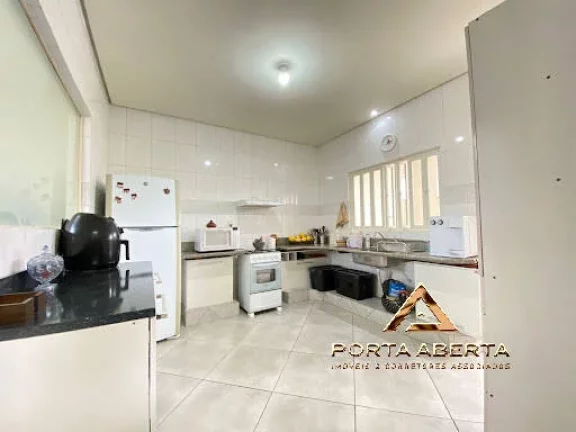 Imagem Casa triplex Iguaçu- cod 1194