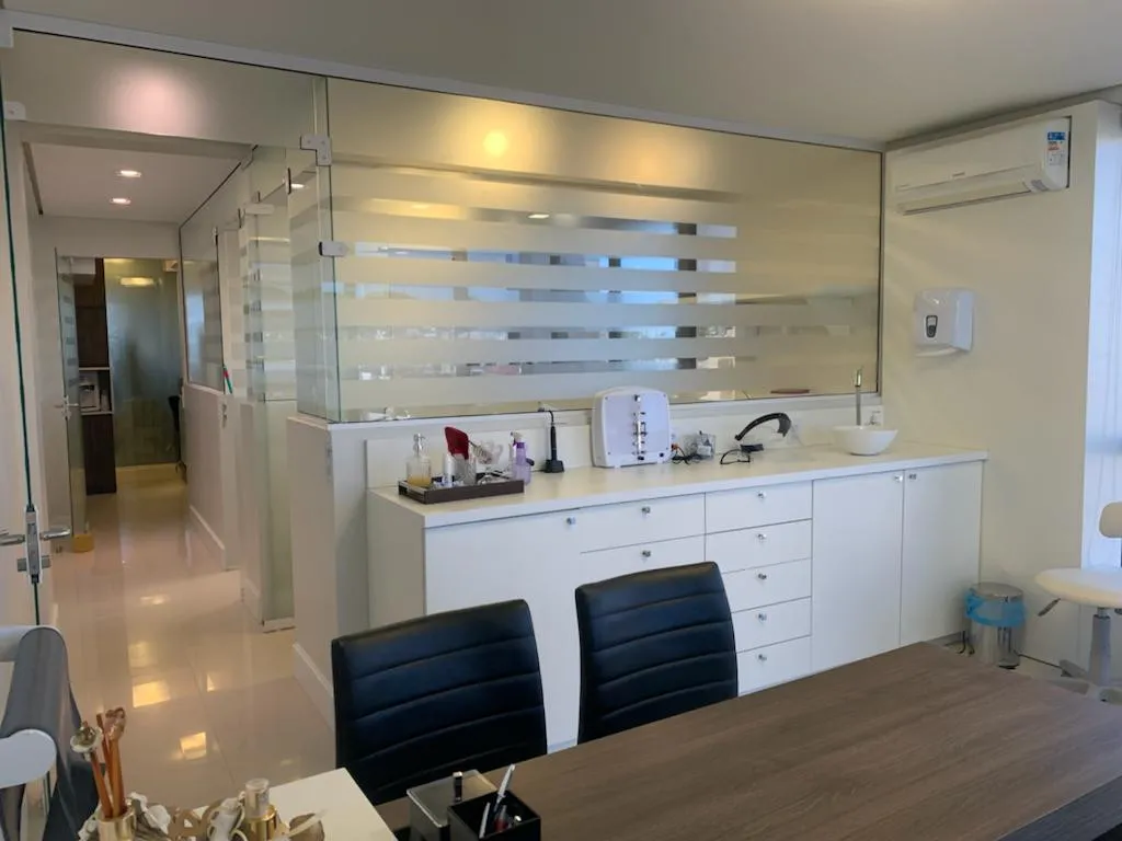 Imagem Sala comercial à venda em Torres, Centro, 49.06m2