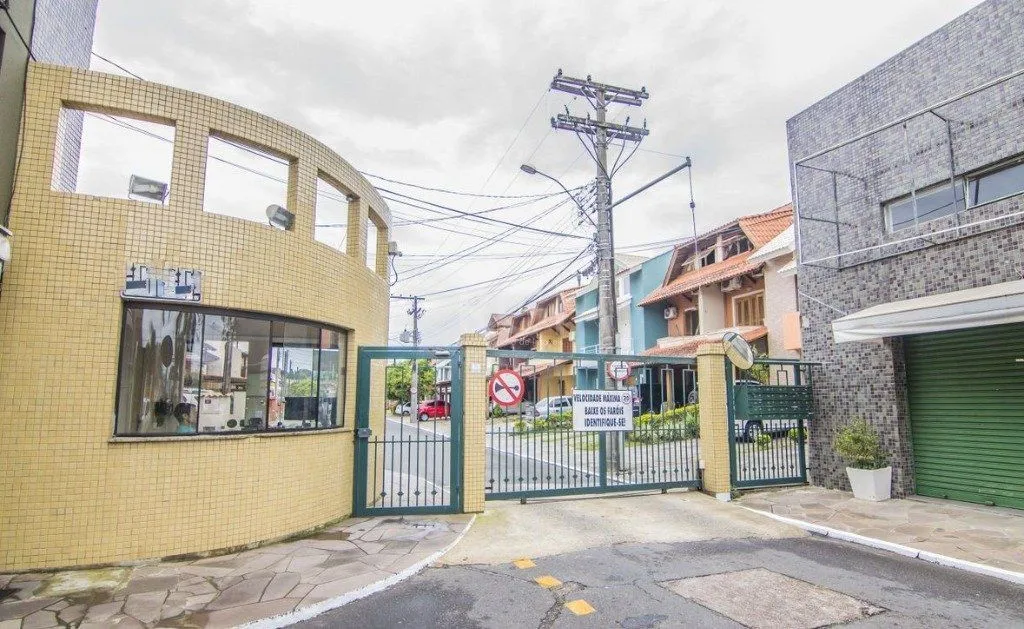 Imagem Casa em Condomínio, 131m², 2 dormitórios, 1 vaga no bairro Cavalhada