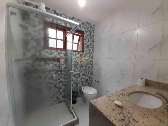 Imagem Casa em Condomínio para Venda em Teresópolis / RJ no bairro Três Córregos