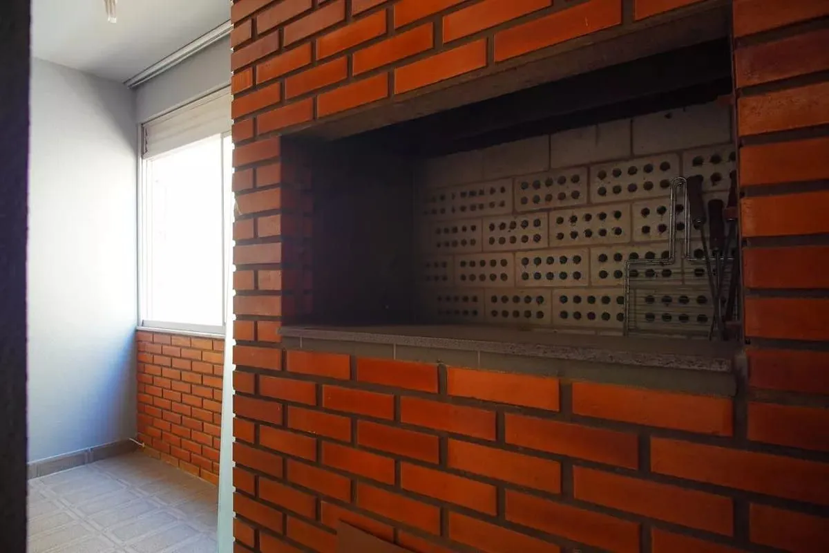 Imagem Apartamento de 3 dormitórios à venda em Petrópolis - Porto Alegre