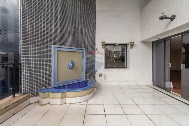 Imagem Amplo e Sofisticado Apartamento 350m² com Vista para o Pacaembu – Higienópolis / Pacaembu