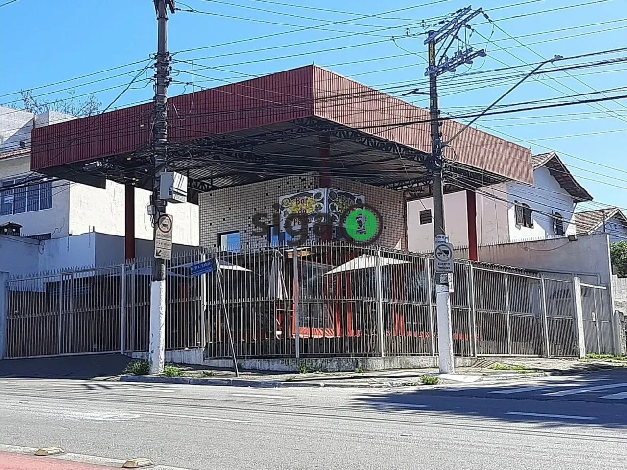 Foto do imóvel Prédio Comercial de Esquina para Locação de 350 metros - Oportunidade