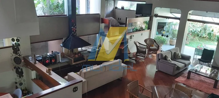 Imagem Casa de alto padrão para locação residencial com 340m² e lazer completo