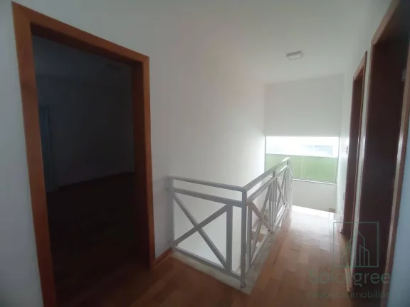 Imagem Casa de Condomínio 226m² com 3 Quartos à venda em Atibaia!