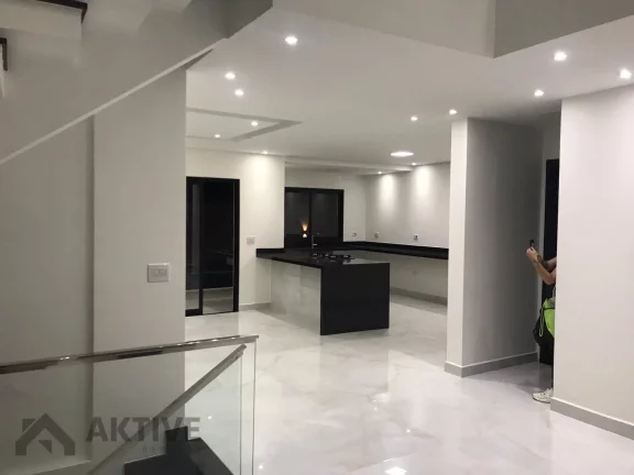 Imagem Casa de Condomínio em Suru - Santana de Parnaíba