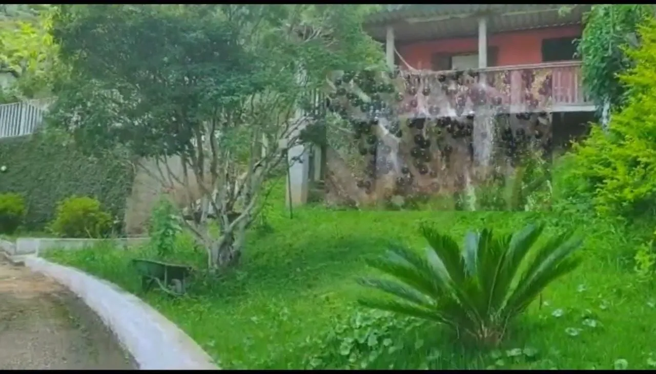 Imagem Chácara à venda 3 Quartos, 1 Suite, 4 Vagas, 31000M², Zona Rural, Redenção da Serra - SP