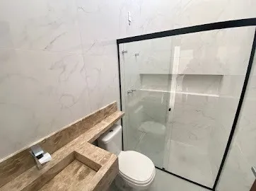 Imagem Oásis de Conforto e Elegância em Condomínio Exclusivo